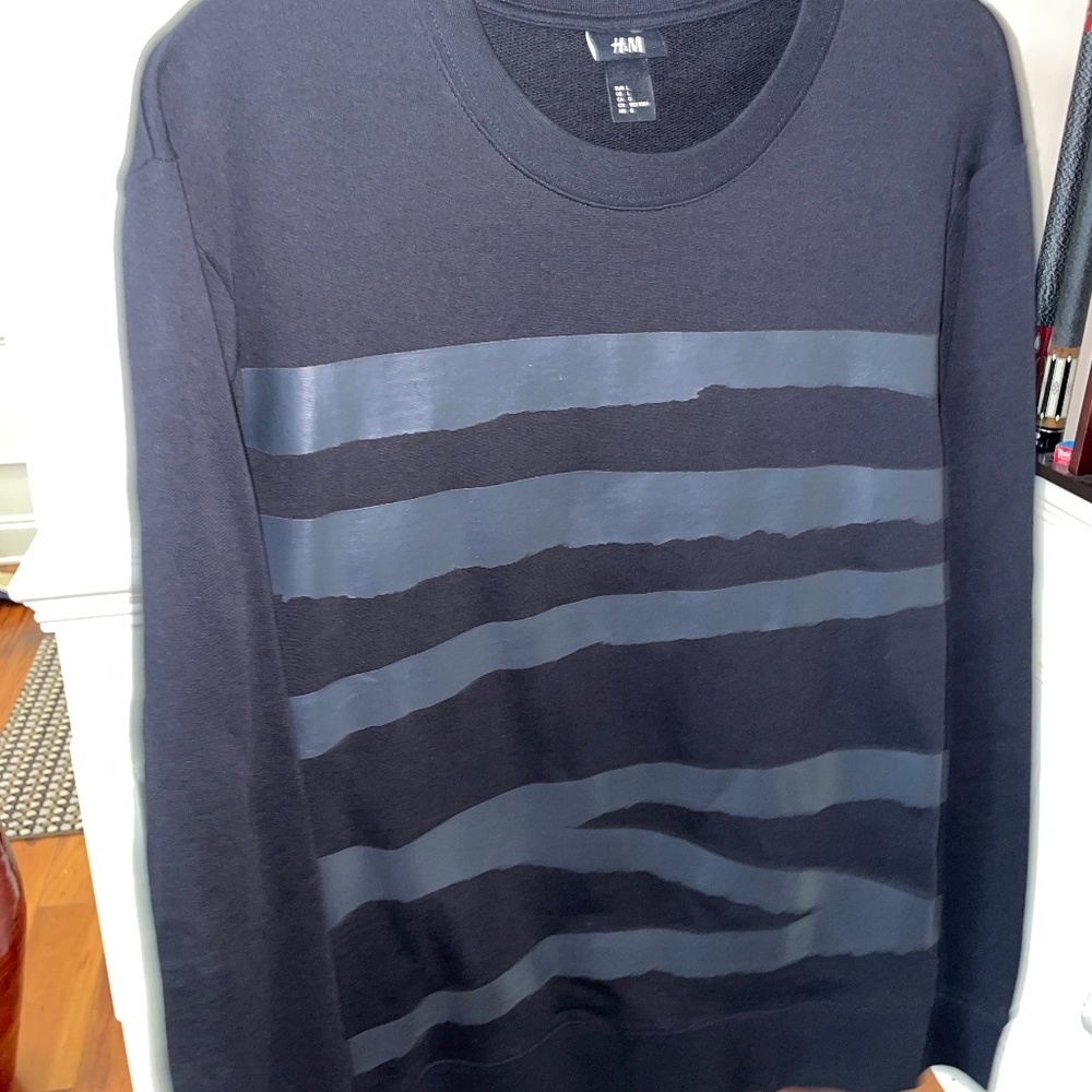 H&M MENS GRAPHIC BLACK CASUAL SWEATSHIRT SWEATER JUMPER PULLOVER TOP LARGE NEW!!